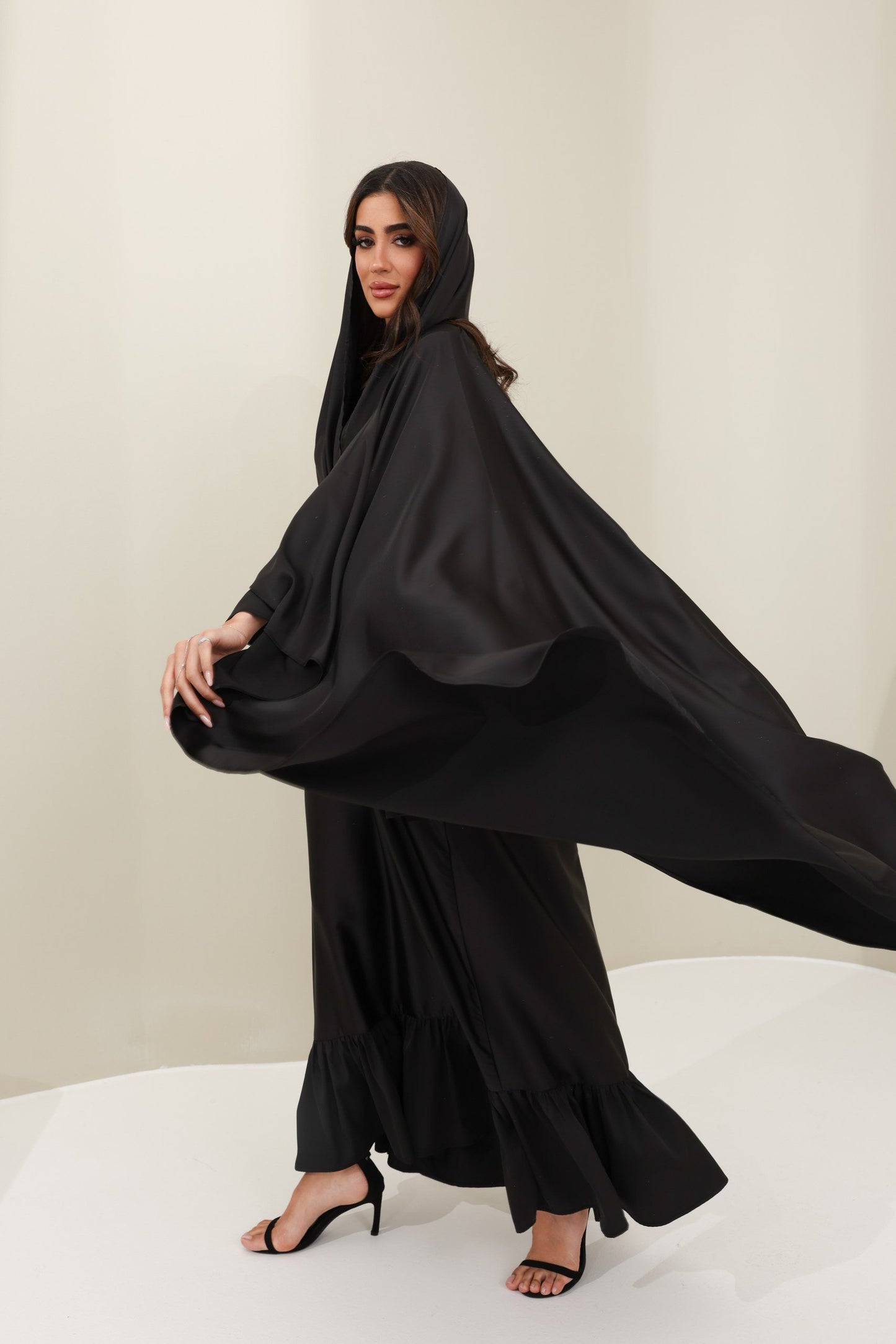 ABAYA LYNALA BLACK