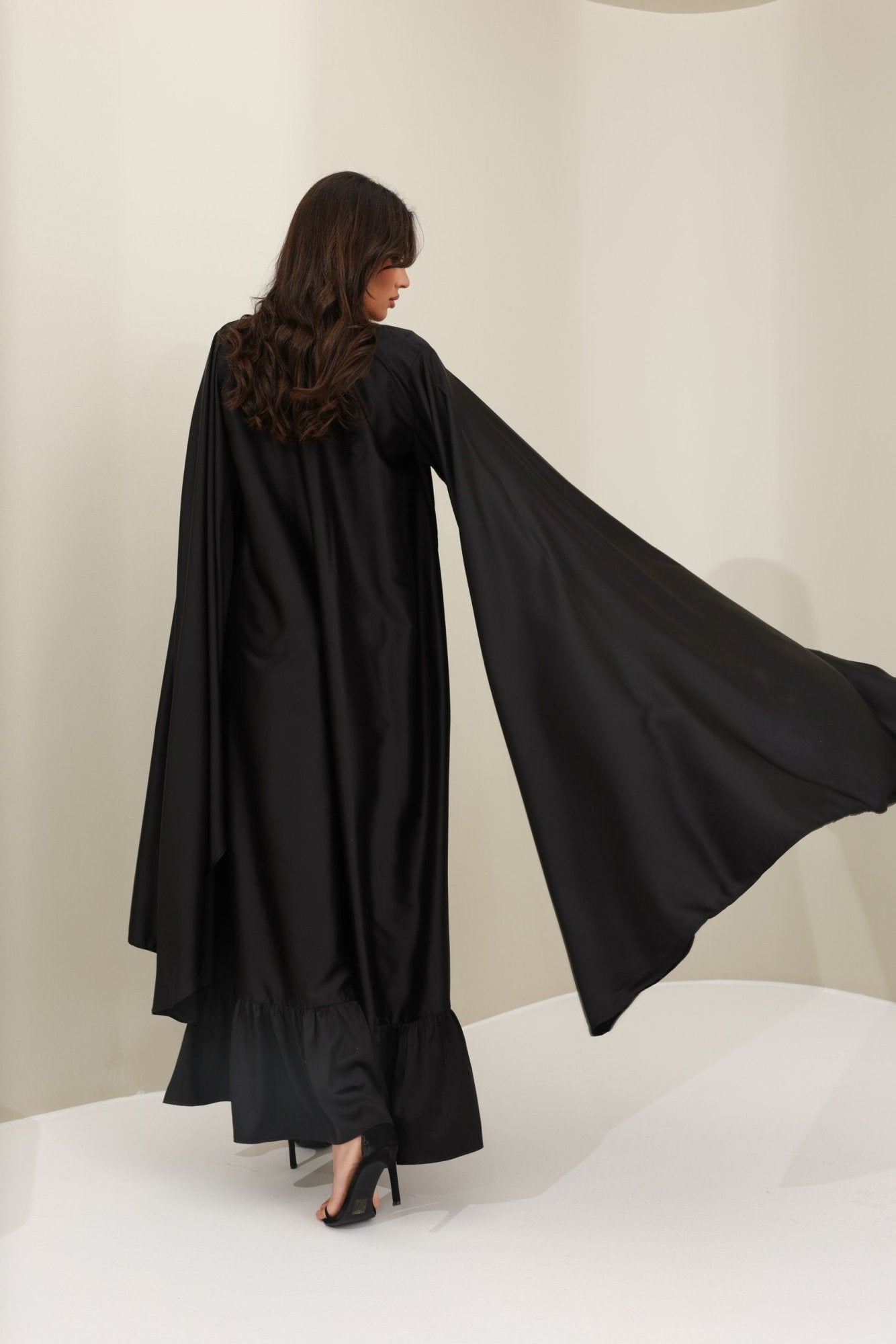 ABAYA LYNALA BLACK