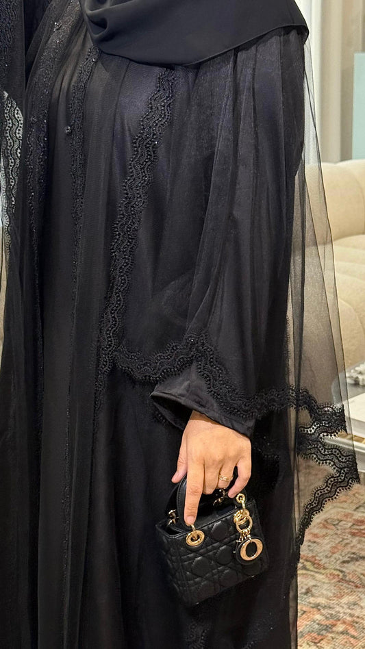 ABAYA CAPE MOUSSELINE NOIR DENTELLE AYRAH- UAE
