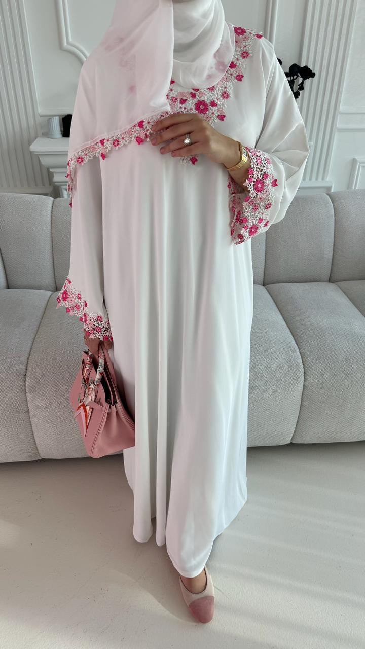 ABAYA FLEURIE BLANCHE DOUBLEE - STYLLA - UAE