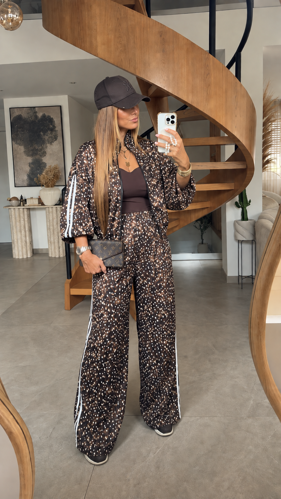 ENSEMBLE URBAN POISÉ MARRON/BLANC 7947