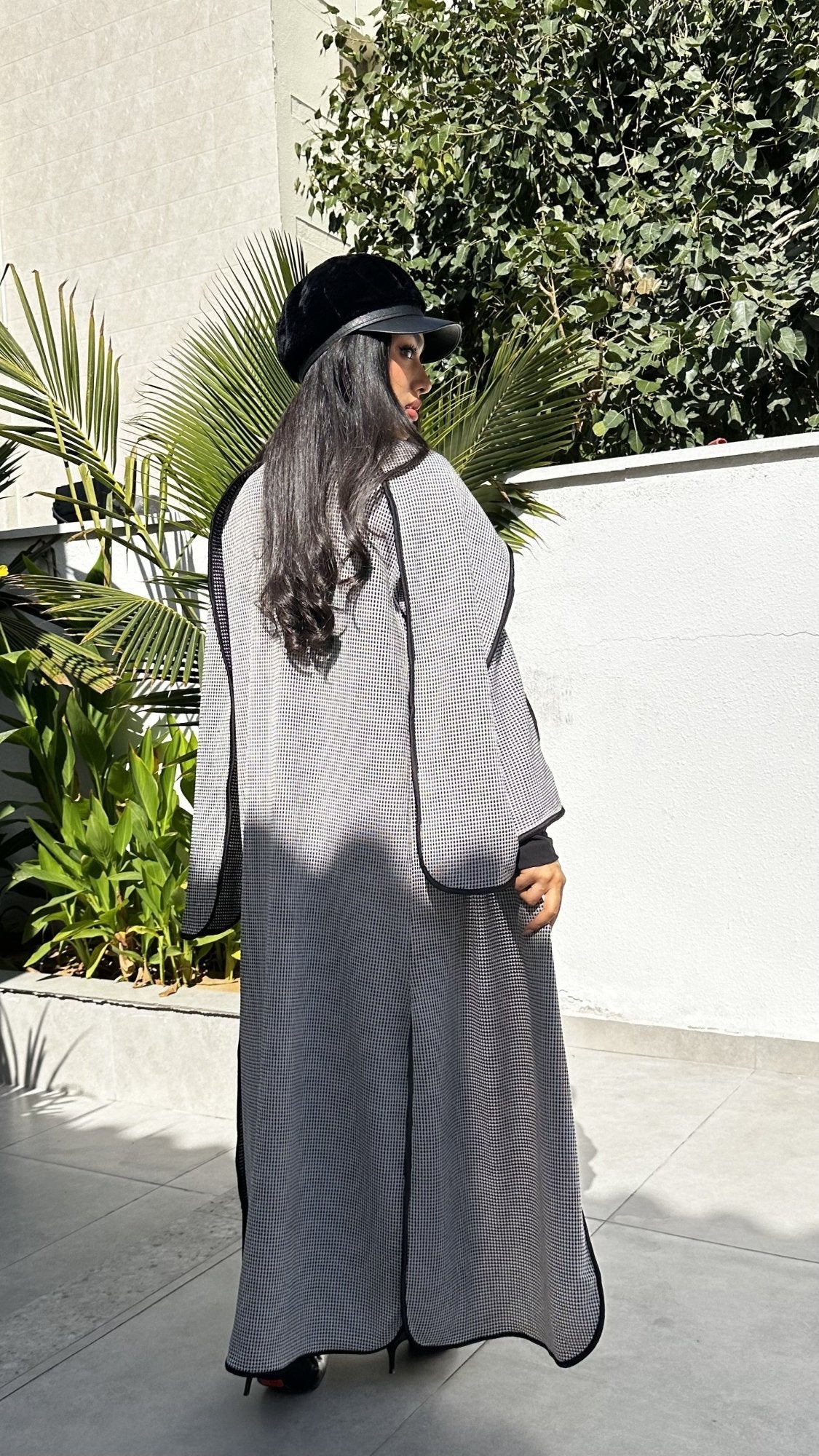 VESTE LONGUE + ECHARPE GRIS / NOIR - DESIGN MADE IN UAE
