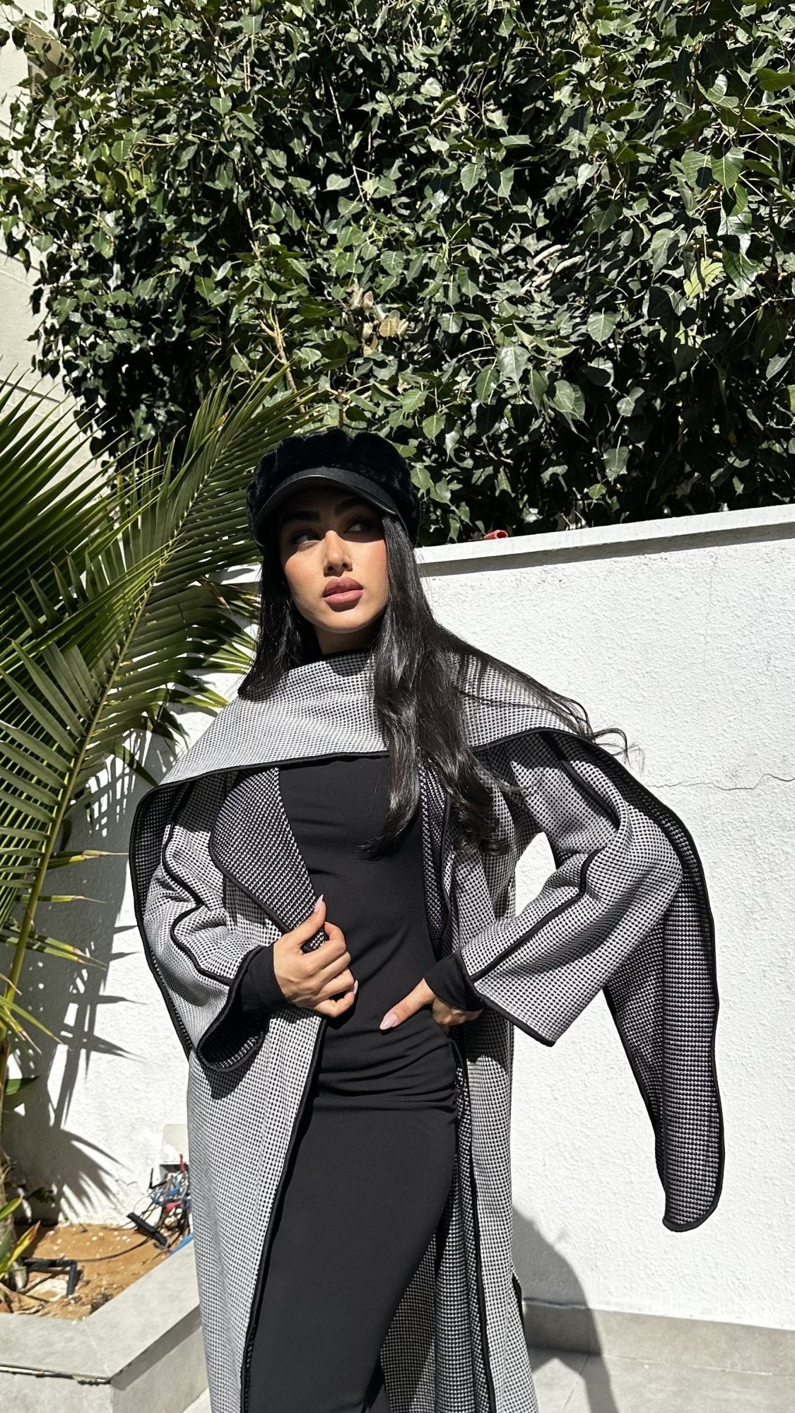 VESTE LONGUE + ECHARPE GRIS / NOIR - DESIGN MADE IN UAE