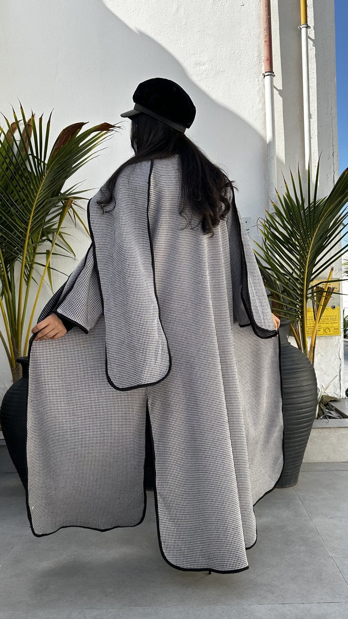 VESTE LONGUE + ECHARPE GRIS / NOIR - DESIGN MADE IN UAE